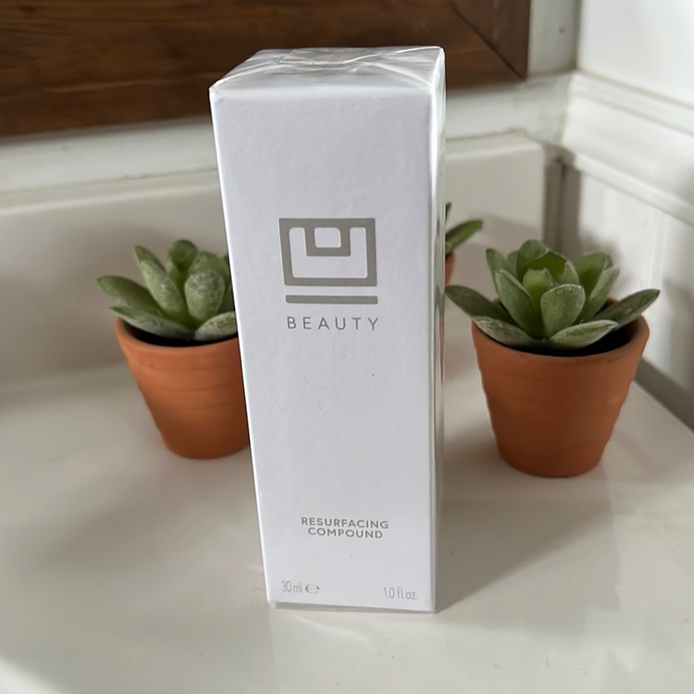 UBEAUTY Resurfacing Compound Factory sealed.